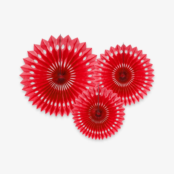 Rosaces papier de soie rouges